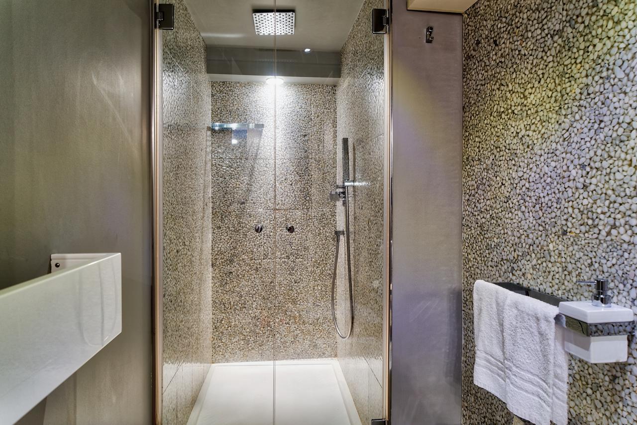 Luxury Eden Apartment Catania Bagian luar foto